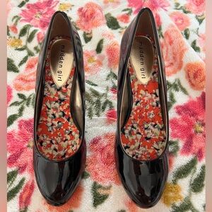 Steve Madden “Madden Girl” Pumps